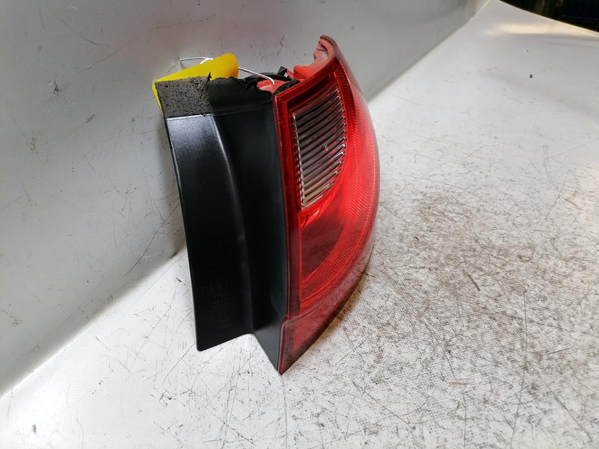 Seat Exeo original R&uuml;cklicht R&uuml;ckleuchte Schlussleuchte rechts Kombi Bj.2012